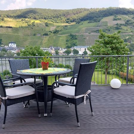 Zum Blauglockenbaum Apartment Zell an der Mosel Exterior photo